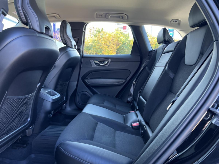 Volvo XC60 D4 AWD MOMENTUM Aut 1.maj. 2.0 d Momentum