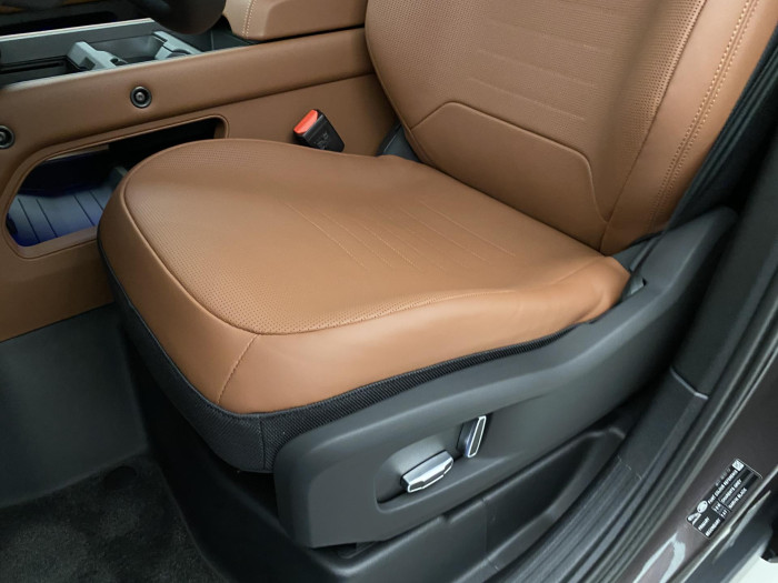 Land Rover Defender P635 OCTA AWD AUT