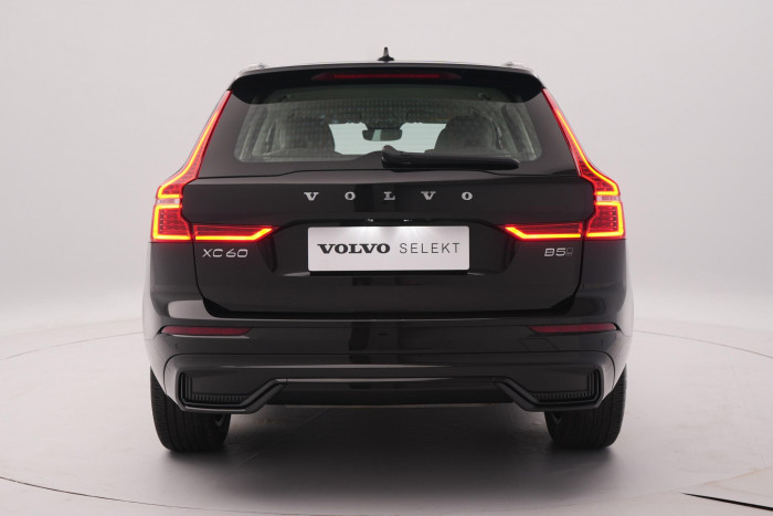 Volvo XC60 B5 AWD PLUS DARK AUT CZ 1.maj.
