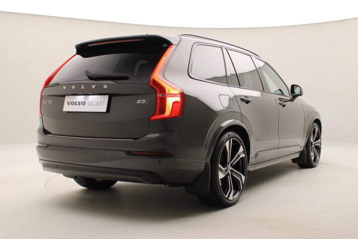 Volvo XC90 B5 AWD ULTIMATE DARK REZERVACE