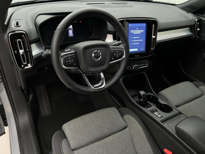 Volvo XC40 B4 CORE AUT 1.maj.