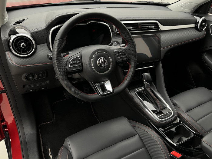 MG ZS 1.0T EXCLUSIVE AUT CZ 1.maj. 1.0 Exclusive