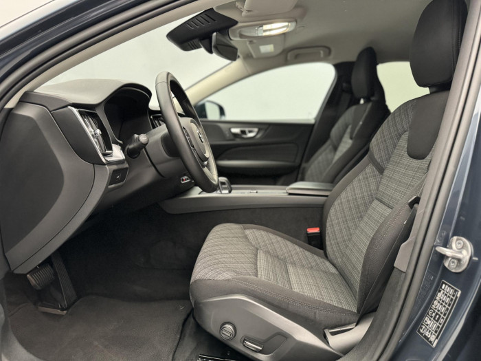 Volvo V60 CC B4 AWD PRO AUT 2.0 CC CC
