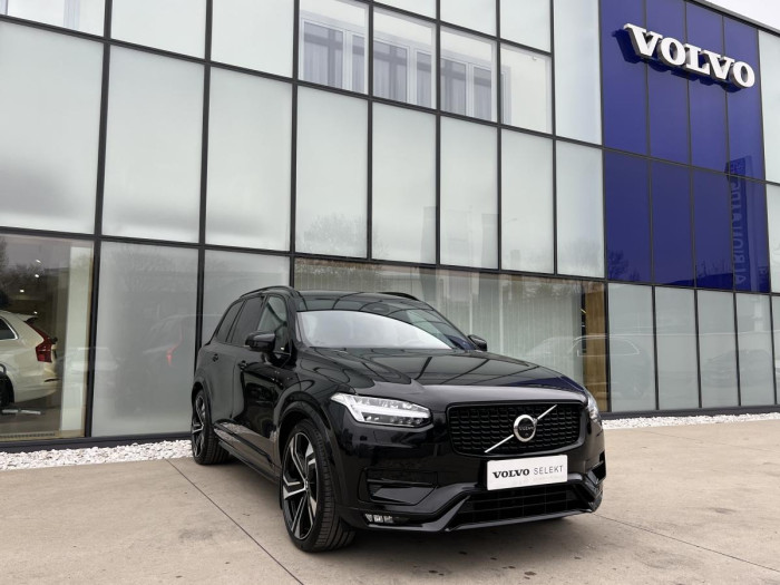 Volvo XC90 B5 AWD ULT. DARK 7MÍSTNÁ Aut