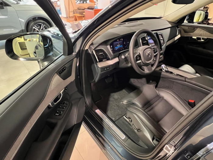 Volvo XC90 T8 AWD AUT  ULTIMATE 7-míst