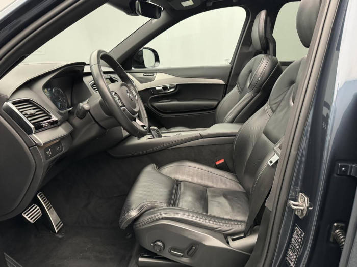 Volvo XC90 B5 AWD R-DESIGN AUT CZ