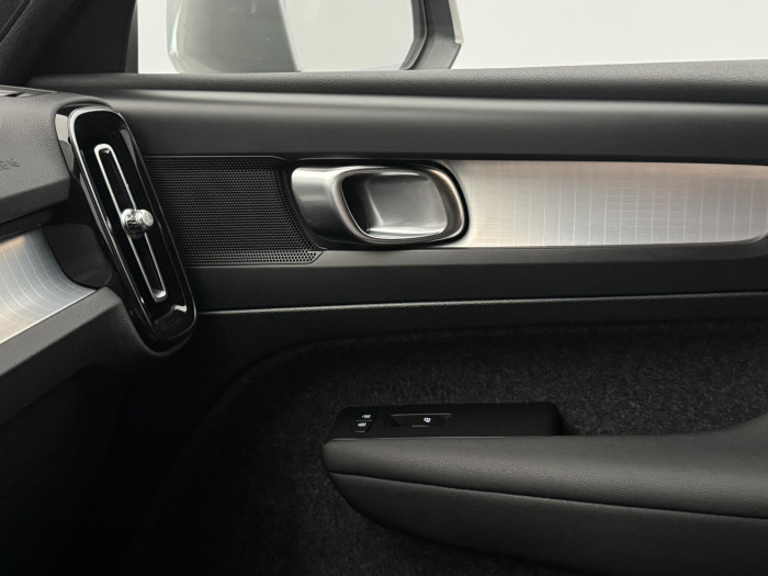 Volvo XC40 B4 CORE AUT 1. MAJ