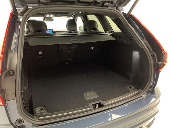 Volvo XC60 B5 AWD AUT ULTRA BLACK EDITION 2.0 Edition