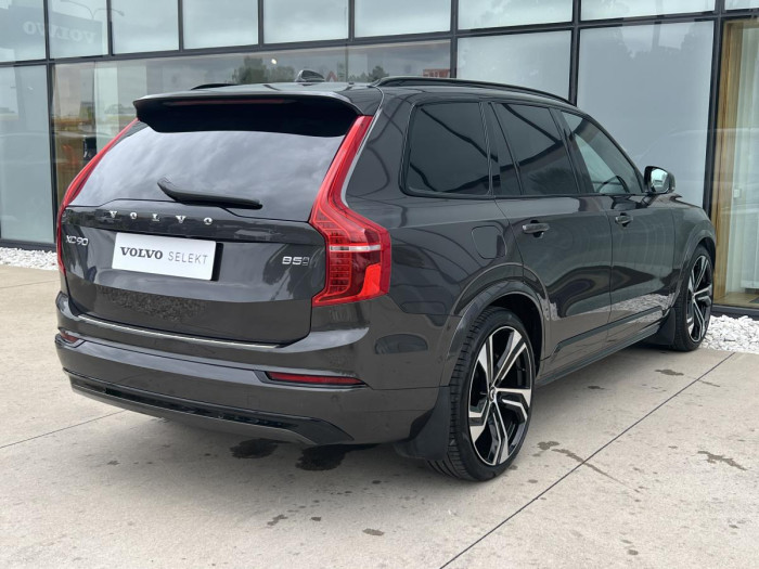 Volvo XC90 B5 AWD DARK ULT. 7MÍSTNÁ Aut