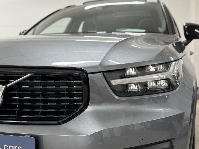 Volvo XC40 T5 AWD R-DESIGN