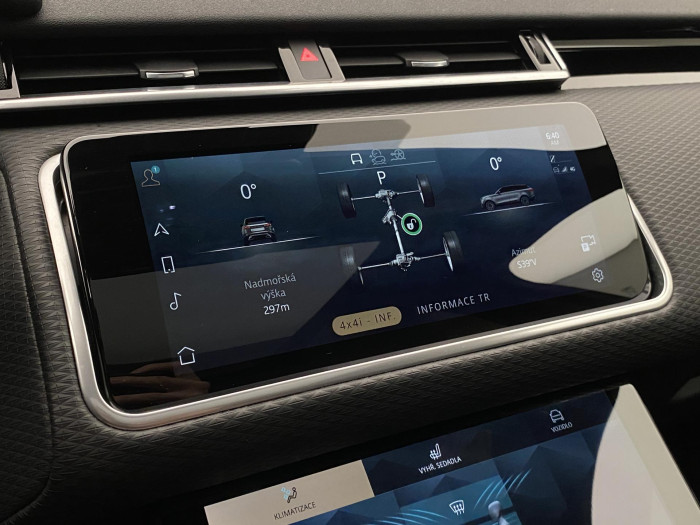 Land Rover Range Rover Velar D200 R-DYNAMIC SE REZERVACE 2.0 d Dynamic SE