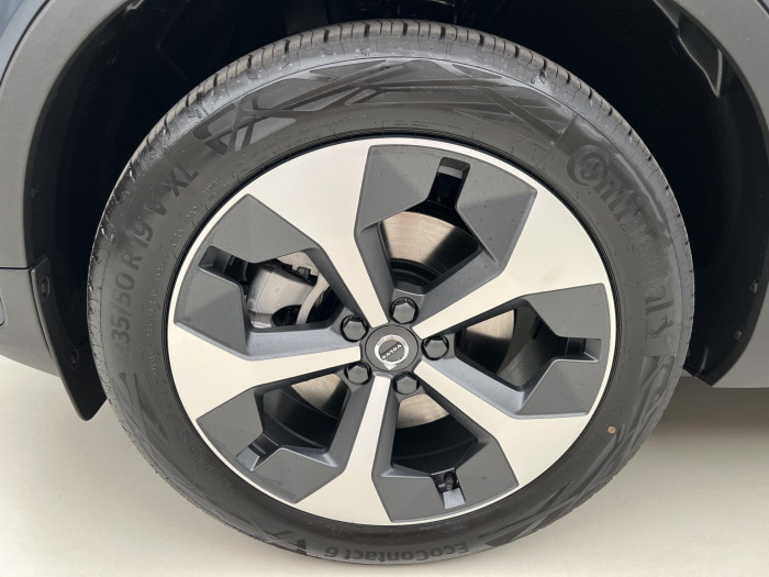 Volvo XC40 B3 AUT DARK PLUS