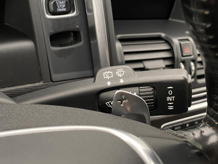 Volvo XC60 D5 AWD SUMMUM AUT CZ 2.4 d Summum