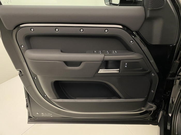 Land Rover Defender 110 D200 S AWD AUT 3.0 d