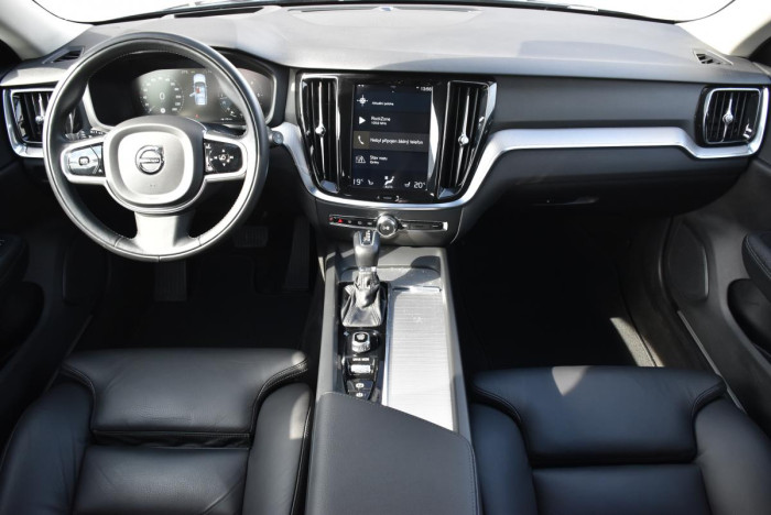 Volvo V60 D4 INSCRIPTION AUT REZERVACE 2.0 d