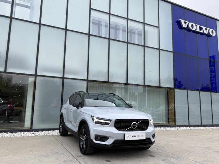 Volvo XC40 D4 AWD R-DESIGN Aut 1.maj. 2.0 d