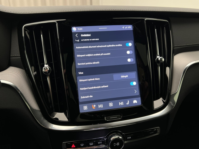 Volvo V60 B4 ULTRA DARK AUT 1.maj.