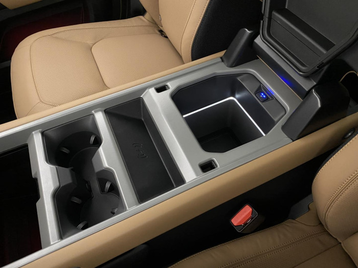 Land Rover Defender 110 D300 X AWD REZERVACE 3.0 d