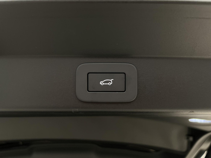 Land Rover Range Rover Sport D250 DYNAMIC SE REZERVACE 3.0 d Dynamic SE