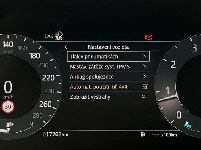 Land Rover Range Rover Evoque P250 DYNAMIC SE AWD AUT CZ 2.0 Dynamic SE