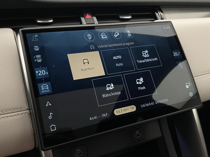 Land Rover Discovery Sport D200 DYNAMIC HSE AWD REZERVACE 2.0 d Dynamic