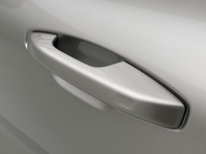 Volvo V60 B4 DARK PLUS AUT CZ