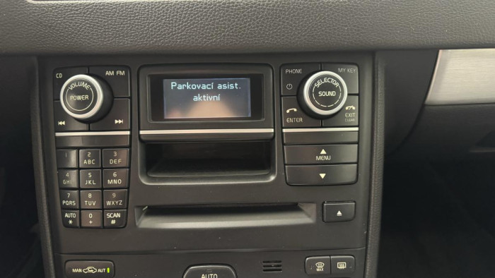 Volvo XC90 D5 AWD SUMMUM AUT REZERVACE 2.4 d Summum