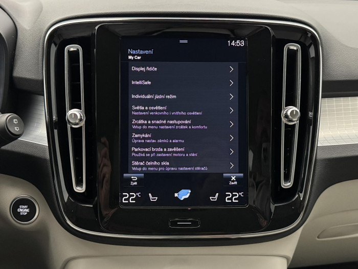 Volvo XC40 T3 MOMENTUM CZ 1.5 Momentum