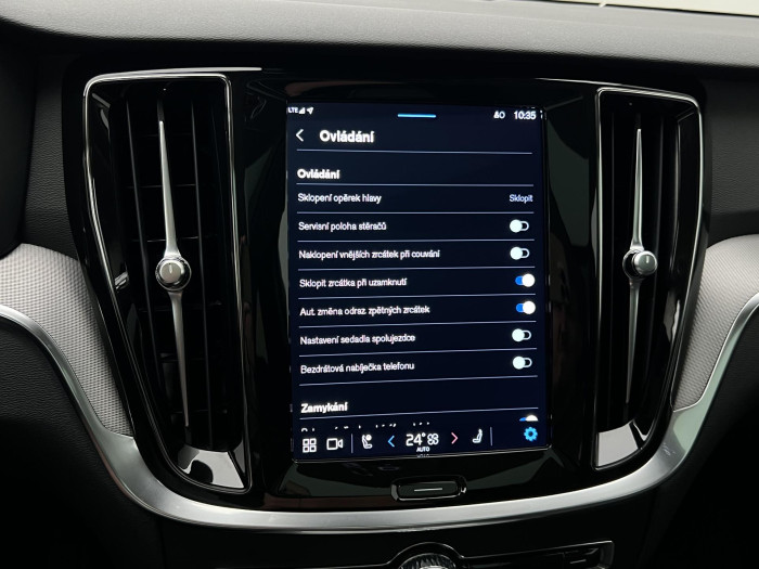 Volvo V60 B4 PLUS BRIGHT AUT 1.maj.