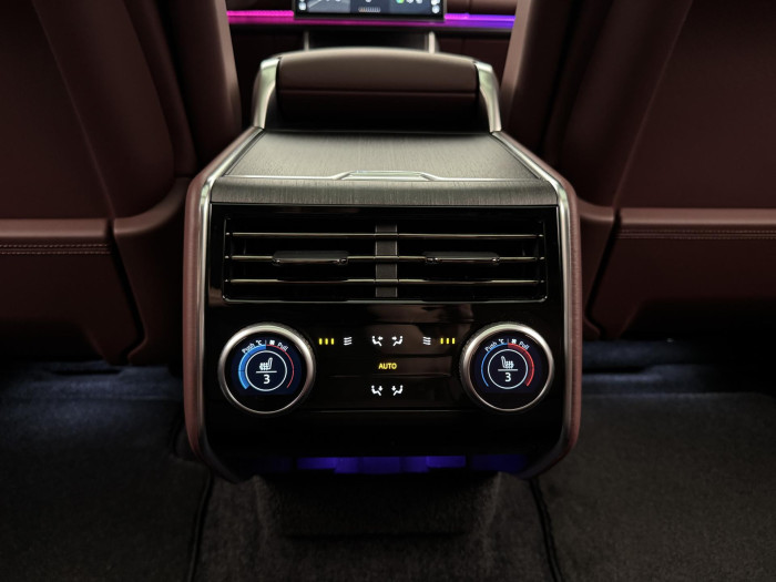 Land Rover Range Rover P530 AUTOBIOGRAPHY REZERVACE