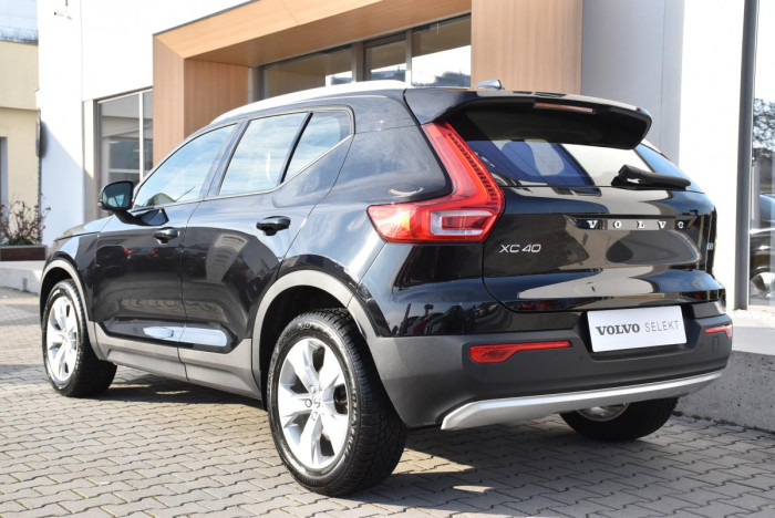 Volvo XC40 D3 MOMENTUM 1.maj. REZERVACE 2.0 d Momentum