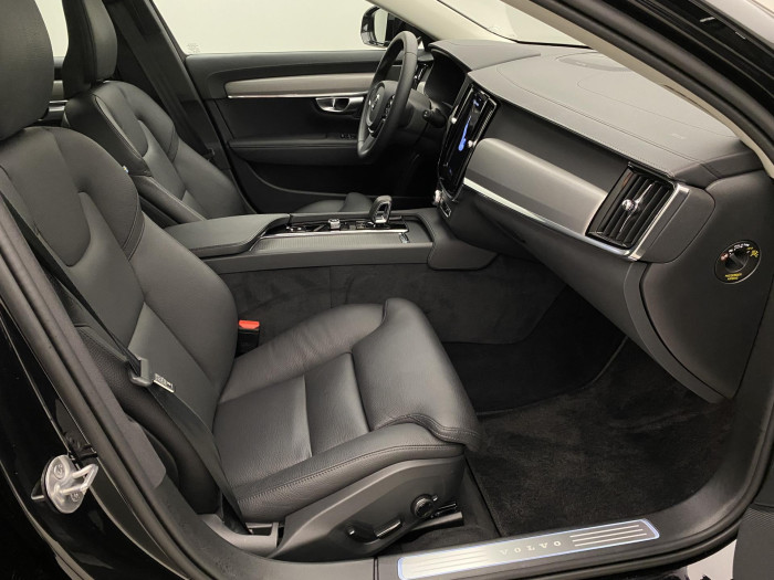 Volvo V90 B4 PLUS BRIGHT AUT CZ