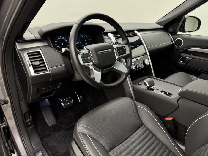 Land Rover Discovery D250 R-DYNAMIC SE REZERVACE 3.0 d Dynamic SE