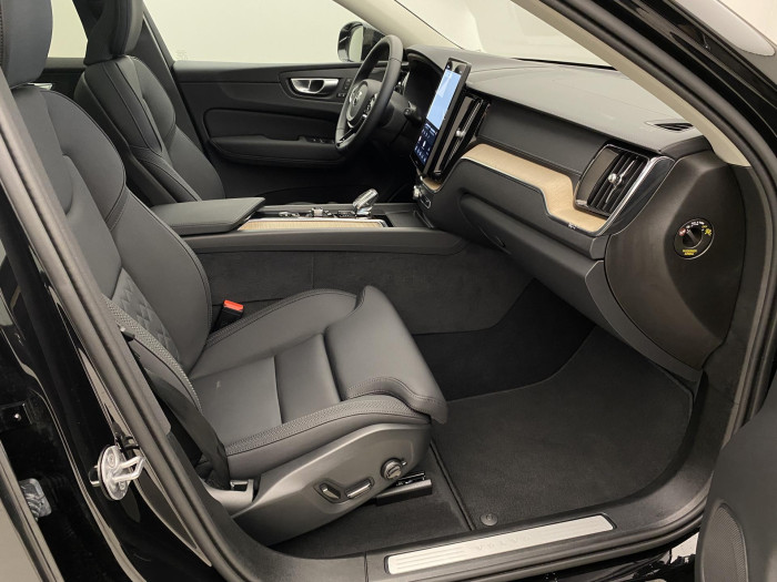 Volvo XC60 T8 AWD BRIGHT ULTRA AUT CZ