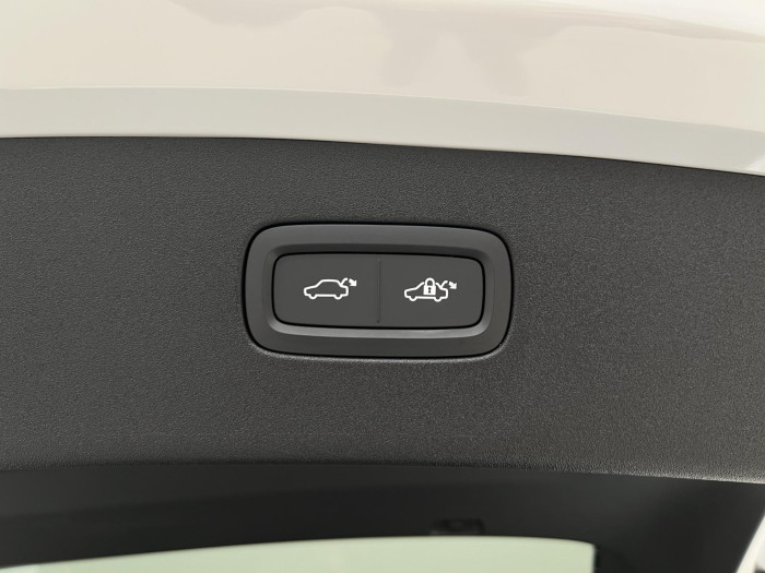 Volvo ES90 PURE ELECTRIC ULTRA