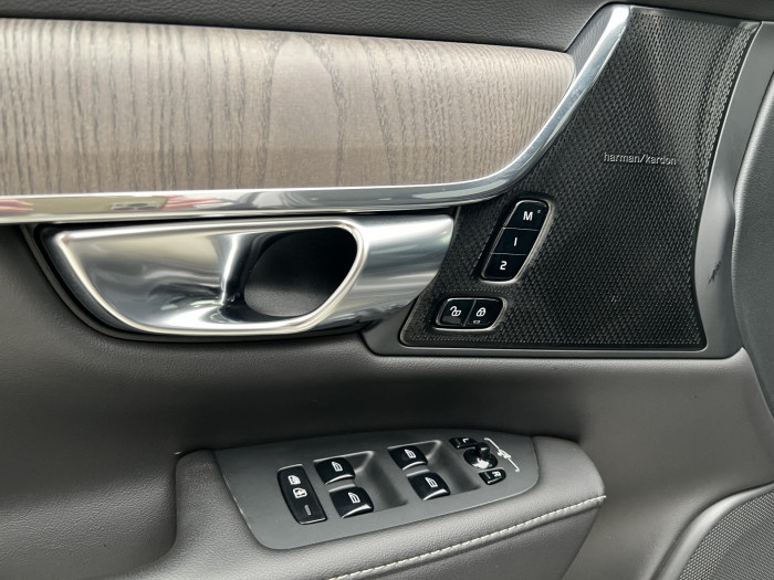 Volvo S90 B5 AWD ULTIMATE BRIGHT AUT CZ