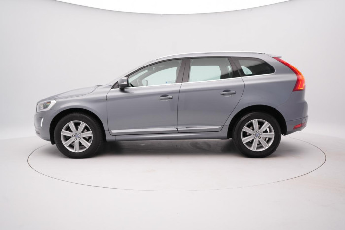 Volvo XC60 D4 AWD SUMMUM AUT REZERVACE 2.4 d Summum