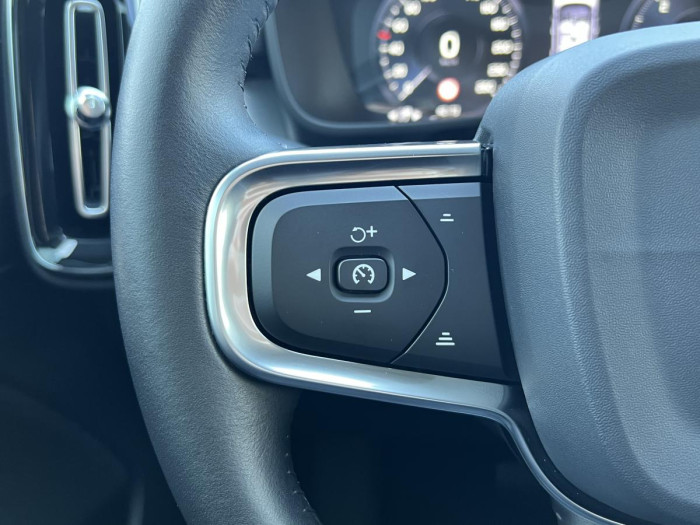 Volvo XC40 D3 AWD MOMENTUM Aut 1.maj. 2.0 d Momentum