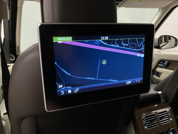 Land Rover Range Rover 5.0 S/C V8 VOGUE REZERVACE 5.0 V8