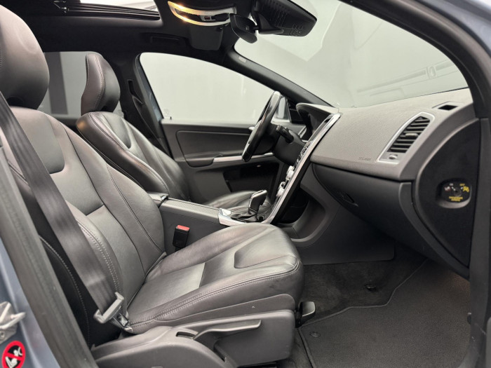 Volvo XC60 D4 AWD MOMENTUM AUT 2.4 d Momentum