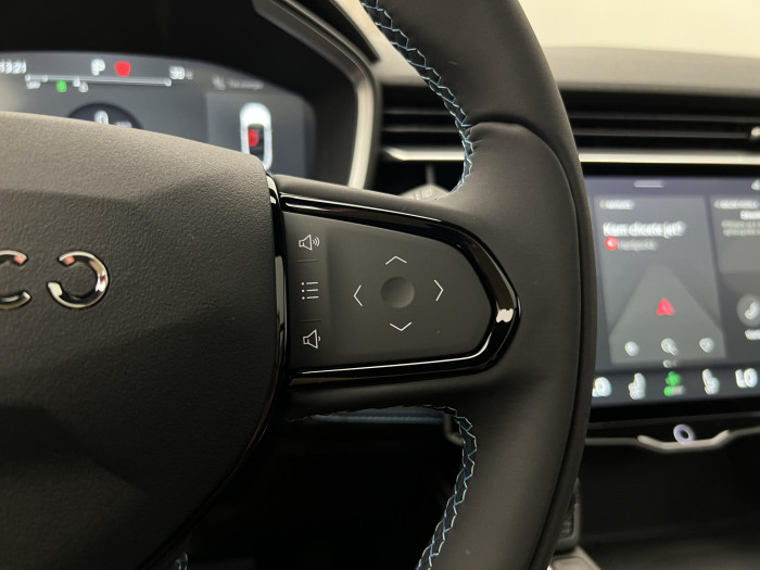 Lynk & Co 01 PHEV DCT AUT 1.maj.