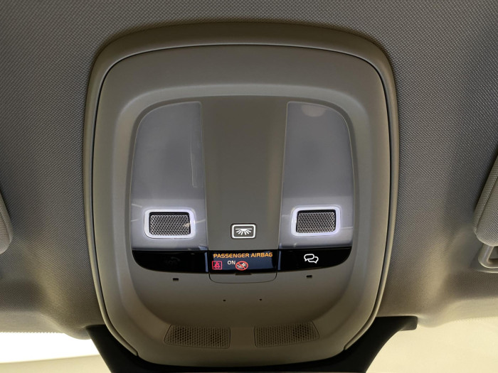 Volvo XC90 T8 AWD RECHARGE CORE AUT CZ 7m