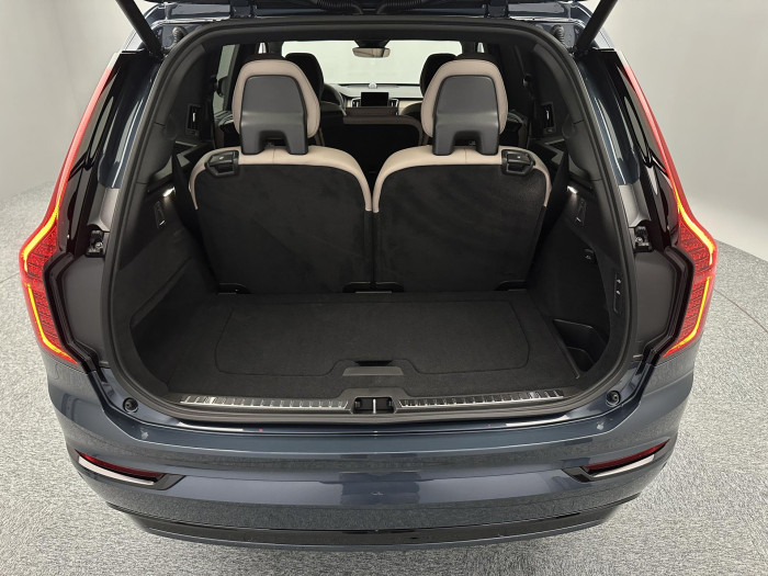 Volvo XC90 B5 AWD AUT DARK ULTRA 7míst