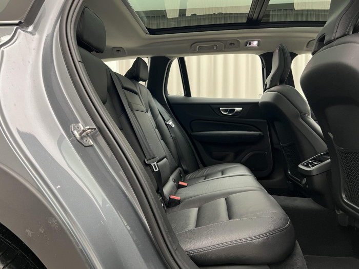 Volvo V60 CC B4 PRO AUT 1.maj. 2.0 CC CC