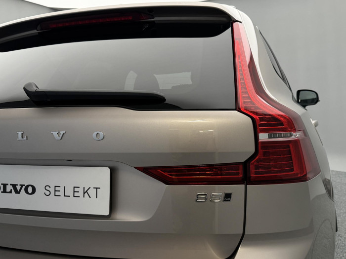 Volvo XC60 B5 AWD DARK PLUS