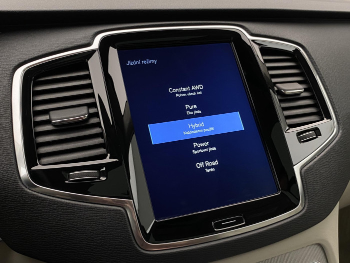 Volvo XC90 T8 TWIN ENGINE INSCRIPTION CZ