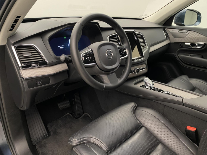 Volvo XC90 B6 AWD BRIGHT PLUS REZERVACE