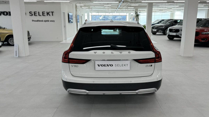 Volvo V90 CROSS COUNTRY D4 REZERVACE 2.0 d