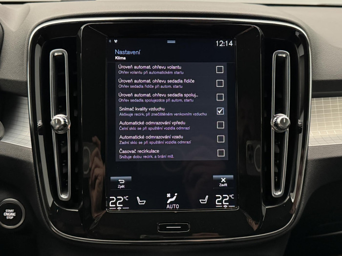 Volvo XC40 T3 MOMENTUM CZ 1.maj 1.5 Momentum