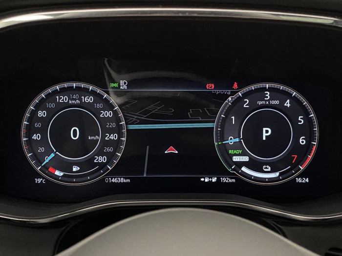 Jaguar F-Pace P400e R-DYNAMIC SE REZERVACE 2.0 Dynamic SE